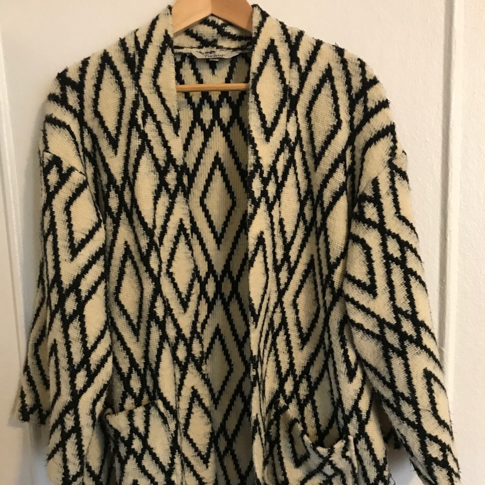 Tucker wrap jacket with belt